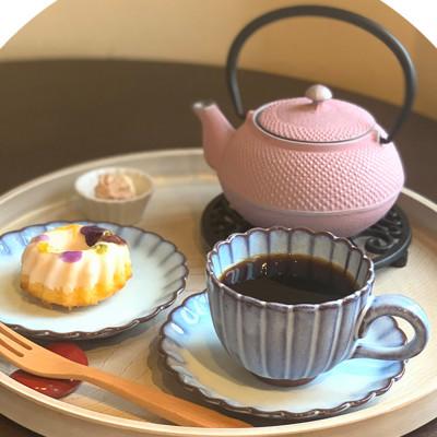 ふるさと納税 豊明市 南部鉄コーヒー&amp;お花のケーキセット[2名様]ご飲食券