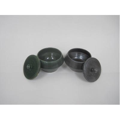 ふるさと納税 若狭町 森と器シリーズ 蓋物2つ(ふた付き器) 黒と緑