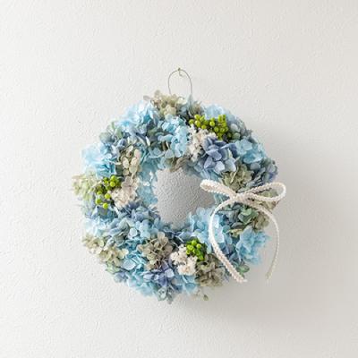 ふるさと納税 山梨市 プリザーブドフラワー紫陽花リース(青 ブルー)おしゃれなお花を玄関やお部屋の壁飾りとして楽しめます |  | 01
