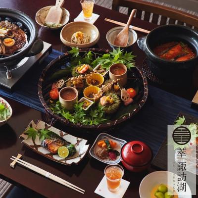 ふるさと納税 諏訪市 諏訪湖を一望できる上諏訪温泉2宿「しんゆ」・「萃sui-諏訪湖」で使える宿泊券15,000円分 |  | 02