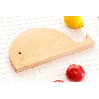 ふるさと納税 湯浅町 紀州ヒノキ カンナ仕上げまな板 ホエール