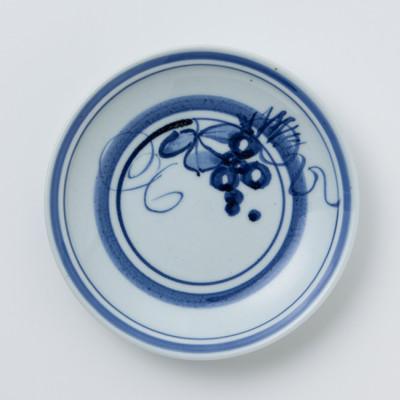 ふるさと納税 伊万里市 ぶどう柄18cm皿(縁付) 伊万里陶苑の画像