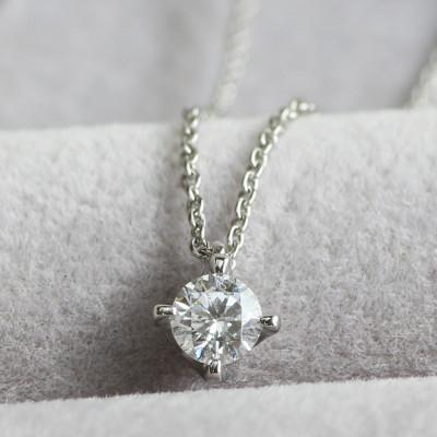 ふるさと納税 大津市 プラチナ900[0.2ct ラボダイヤモンドネックレス]4本たてづめ 未来の輝き 一粒ペンダント