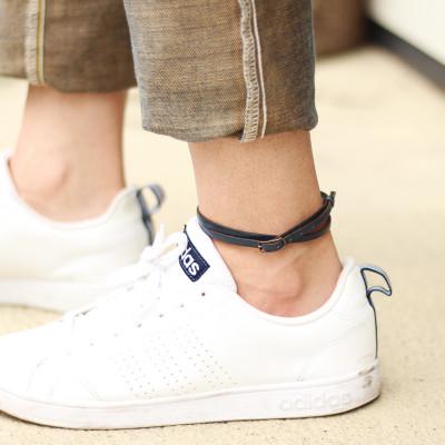 ふるさと納税 大津市 [栃木レザー 3重巻きブレスレット アンクレット]自由に楽しめるデザイン ベルトカラー:茄子紺