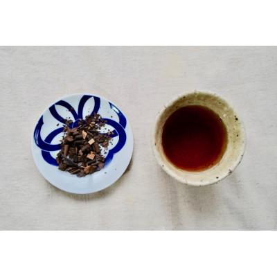ふるさと納税 本山町 木こりのつくるお茶2種飲み比べセット(三年番茶120g3袋、クロモジ枝茶80g3袋)_2