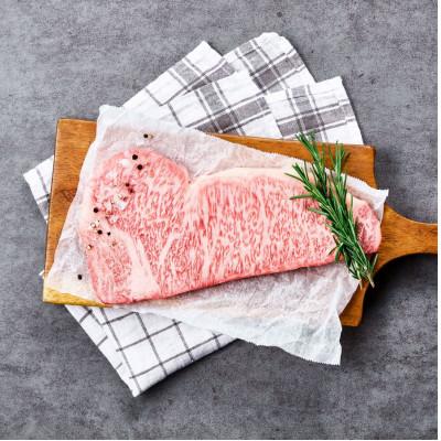 ふるさと納税 嘉島町 黒樺牛 サーロインステーキ200g(嘉島町)