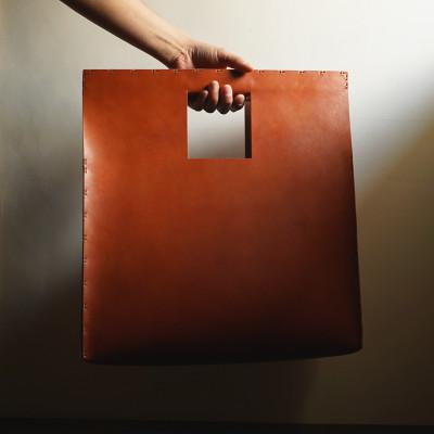 ふるさと納税 智頭町 四角鞄 牛革柿渋染