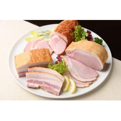 ふるさと納税 池田町 北海道　十勝ローストビーフ&ベーコン3点詰合せ【A011-6-1】 |  | 02
