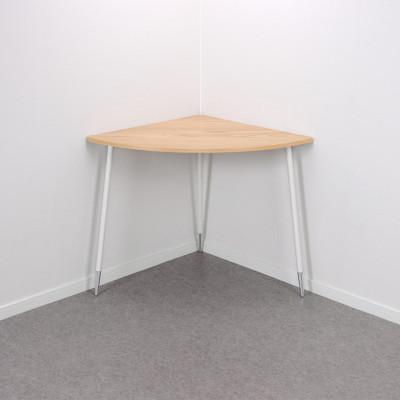 ふるさと納税 鹿沼市 FSコーナーテーブル[天板(ナチュラルオーク)脚/フレーム(ホワイト)脚先端(ポリッシュ)]