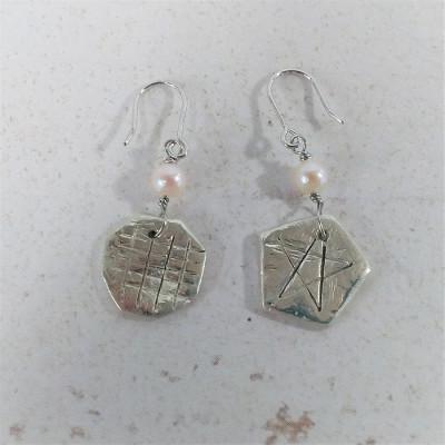 ふるさと納税 鳥羽市 伊勢志摩あこや本真珠ピアス(セーマン・ドーマン) 20-66