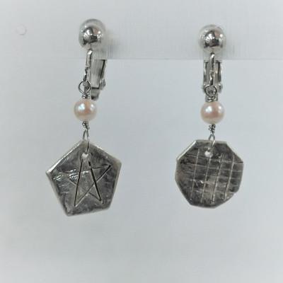 ふるさと納税 鳥羽市 伊勢志摩あこや本真珠イヤリング(セーマン・ドーマン) 20-67