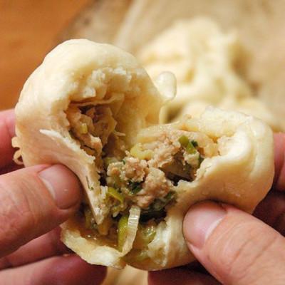 ふるさと納税 日高市 加藤牧場の高麗鍋肉まん　9個入_1