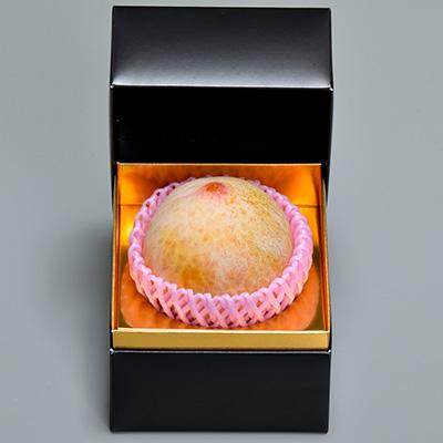 ふるさと納税 中野市 長野県オリジナル品種 数量限定のプラム【麗玉(R)】1玉250g化粧箱(糖度18度以上保証)の画像