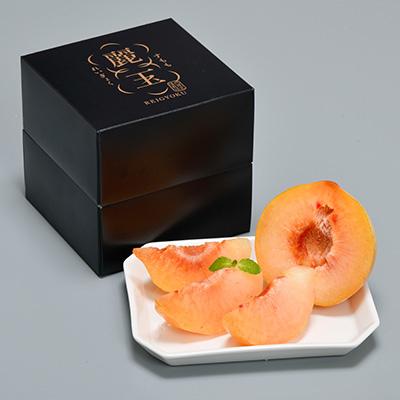 ふるさと納税 中野市 長野県オリジナル品種 数量限定のプラム【麗玉(R)】1玉250g化粧箱(糖度18度以上保証)の画像