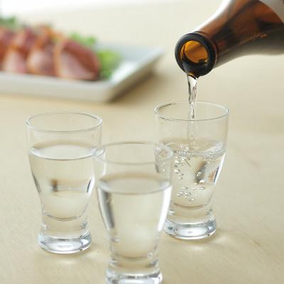 ふるさと納税 南魚沼市 日本酒 八海山 純米大吟醸&純米吟醸-720ml 名酒 飲み比べセット 食前・食中酒にオススメ |  | 02