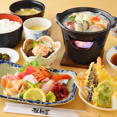 ふるさと納税 北斗市 [温泉三昧!海鮮三昧!]ホテル 秋田屋 1泊2食付き宿泊券(1名様1室)