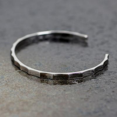 ふるさと納税 大津市 [シルバー925 プラチナプレーティングバングル]凹凸デザインが惹きつける輝き 大人のため定番アクセ