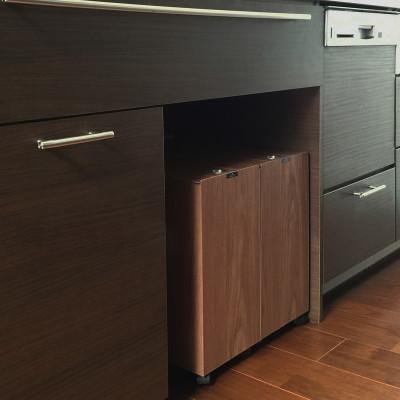 ふるさと納税 和歌山市 バスク リビングペール 30L ブラウン 職人が手掛けるキッチンにおすすめの木目調ゴミ箱