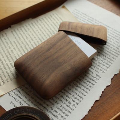 ふるさと納税 鯖江市 [Hacoa]おしゃれで美しいデザインの木製名刺入れ ウォールナット