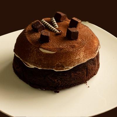 ふるさと納税 松山市 [ティラミスクリームガトーショコラ]1度で2度美味しい! 2層ケーキ