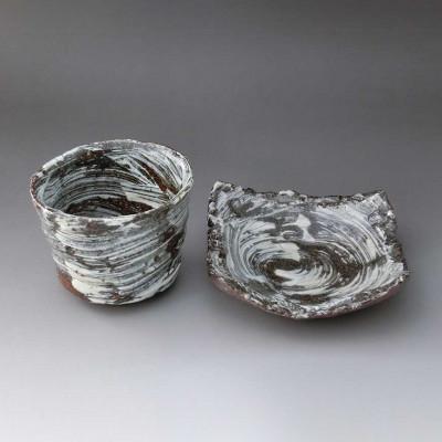 ふるさと納税 玄海町 [唐津焼]中川自然坊窯 刷毛目唐津 蕎麦猪口、たたら銘々皿セット[A090]