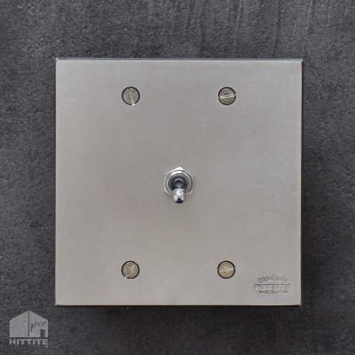 ふるさと納税 木津川市 HITTITEのステンレス製 トグルスイッチB(1口正方形)