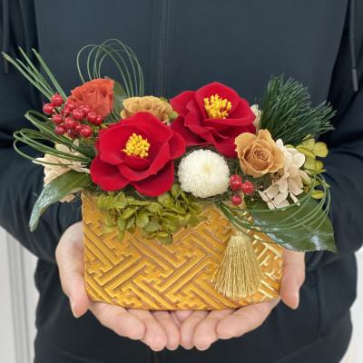 ふるさと納税 春日部市 プリザーブドフラワーアレンジ[椿花(ちはな)]春日部市 シュガーパイン