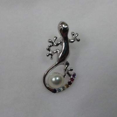 ふるさと納税 鳥羽市 伊勢志摩あこや本真珠ブローチピン・ヤモリSV製90-13