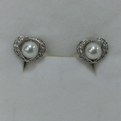 ふるさと納税 鳥羽市 伊勢志摩あこや本真珠イヤリング・プチハート70-17