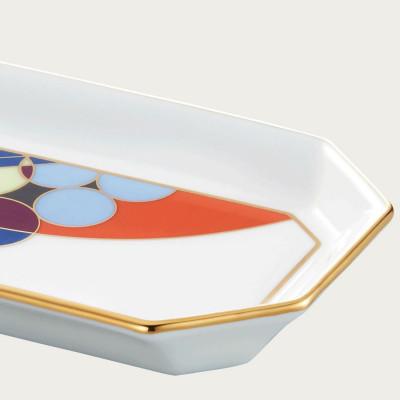 ふるさと納税 伊万里市 フランク・ロイド・ライト デザイン テーブルウェア(マーチバルーンズ)18.5cmトレイ(伊万里市)_2