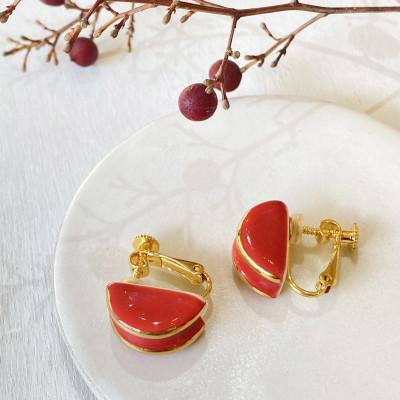 ふるさと納税 多治見市 [美濃焼]ぷぬイヤリング ストロベリー[七窯社]