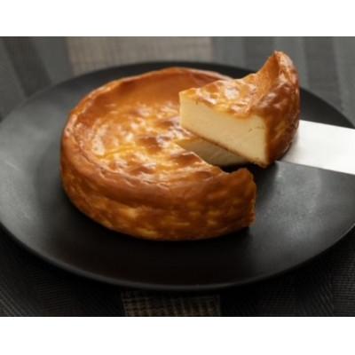 ふるさと納税 丹波篠山市 雪岡市郎兵衛洋菓子舗の「ベイクドチーズケーキ」と「ゴルゴンゾーラのチーズケーキ」2個セット(各4号)