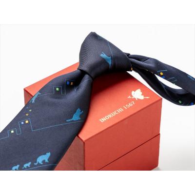 ふるさと納税 岐阜市 シルクネクタイ INOKOUCHI1567 商店街とネコ柄 濃紺