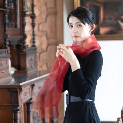 ふるさと納税 岐阜市 透きとおる絹に重なり合う色彩と光。[シルクスカーフ] 美濃友禅 —濃姫—