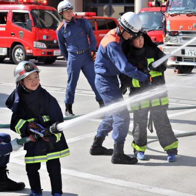 ふるさと納税 千早赤阪村 [2026年2月21日(土)開催分]消防士体験チャレンジ&amp;はしご車搭乗体験