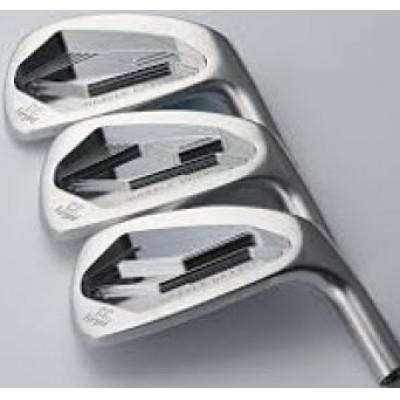 ふるさと納税 伊予市 [オーダーメイド]ラズルダズルCCフォージド アイアンセット グラファイトデザイン ラウネ|F39