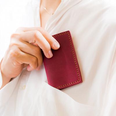 ふるさと納税 雲南市 総手縫いで仕立てた 本革のカードケース 2ポケット(ワインレッド)