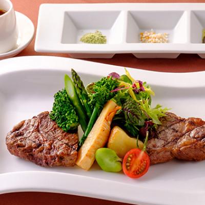 ふるさと納税 美作市 ポピースプリングスリゾート&amp;スパ ペアランチ(お肉料理+ビュッフェ)&amp;温泉入浴+フェイスタオル付