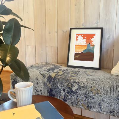 ふるさと納税 茅ヶ崎市 湘南・茅ヶ崎で描く、海を感じるイラストアート『ジークレーアートフレーム　SL-09』(小:八つ切)_1