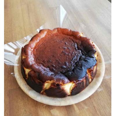 ふるさと納税 武豊町 名古屋コーチンのバスクチーズケーキ ホールケーキ