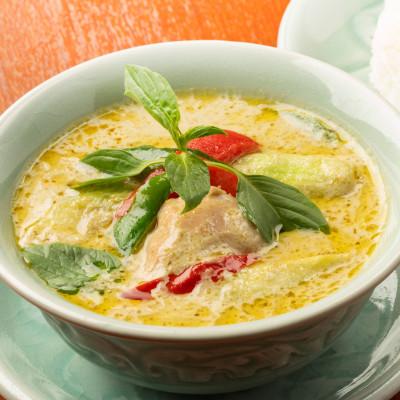 ふるさと納税 大田区 [本格タイ料理クルン・サイアムのスースーデリ]グリーンカレー5個セット