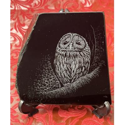 ふるさと納税 長和町 「黒耀石体験ミュージアム」オリジナル 手彫り彫刻の黒耀石の置物B フクロウ