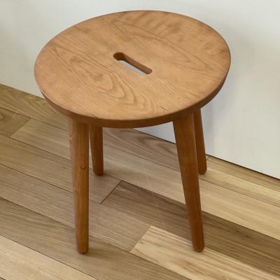 ふるさと納税 旭川市 スツール丸(チェリー)_05516