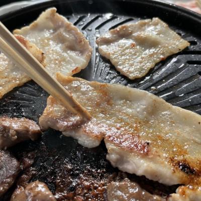 ふるさと納税 与那原町 [お歳暮ギフト・無地熨斗]パイナップルポーク 焼肉 バラ&amp;ロース食べ比べ 合計800g