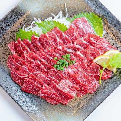 ふるさと納税 西原村 [熊本 と畜]桜屋 特選馬刺しスライス 300g(西原村)