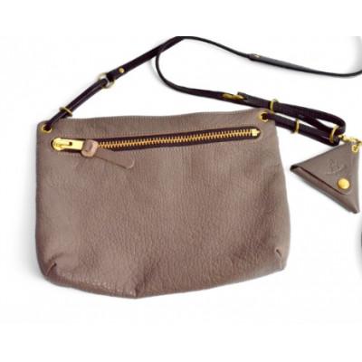 ふるさと納税 千曲市 サコッシュ 信州鹿革 DSH-200 / グレー