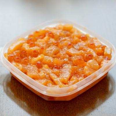 ふるさと納税 斜里町 【北海道知床産】鮭いくら親子漬け 1kg(100g×10) |  | 01
