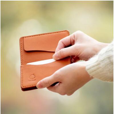 ふるさと納税 八幡市 [イタリアンレザープエブロ仕様]名刺入れ キャメル 本革 プレゼントや記念日に[受注生産]