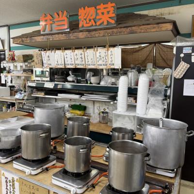 ふるさと納税 西原町 【沖縄の郷土料理】地元で愛される呉屋ストアーの軟骨ソーキ汁 10人前(1人前450g)_1