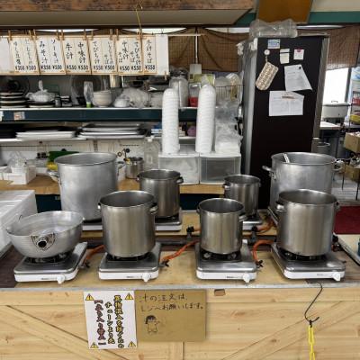 ふるさと納税 西原町 【沖縄の郷土料理】地元で愛される呉屋ストアーの軟骨ソーキ汁 10人前(1人前450g)_2